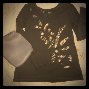 ‼️BOGO Olive green metallic leaf long sleeve tee